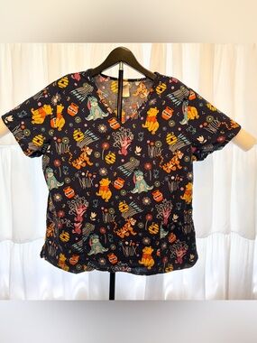 Disney Women’s Navy Winnie the Pooh V-Neck Short Sleeve Scrub Top Size XL